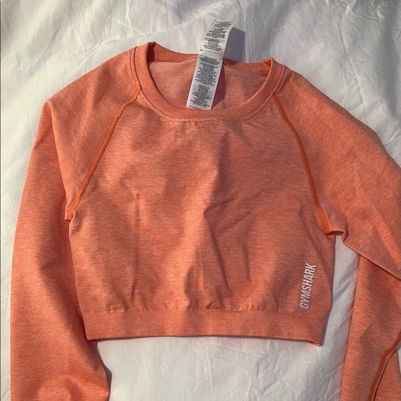 Gymshark Tops - gymshark long sleeve crop top